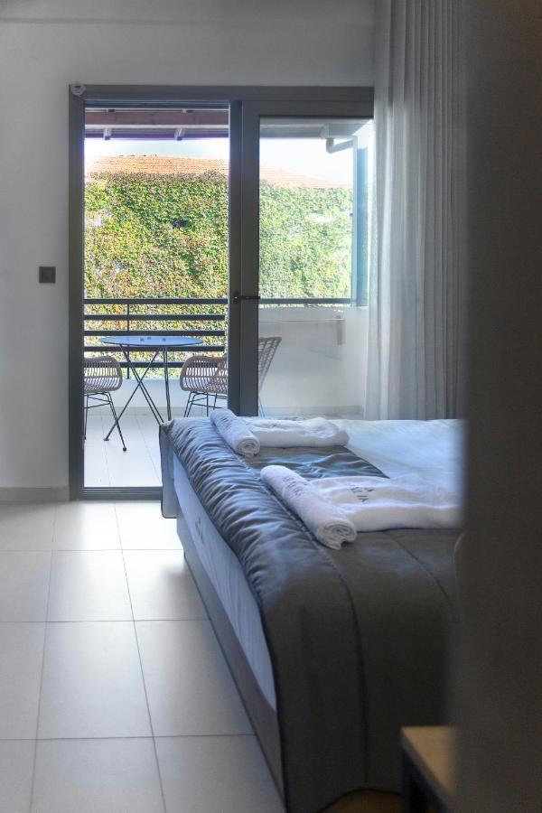 Araliki Suites Polychrono Exterior foto